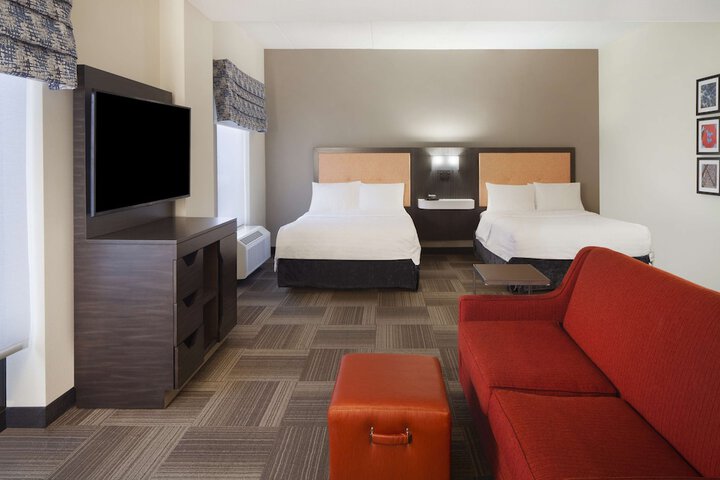 Hampton Inn Charleston-Southridge