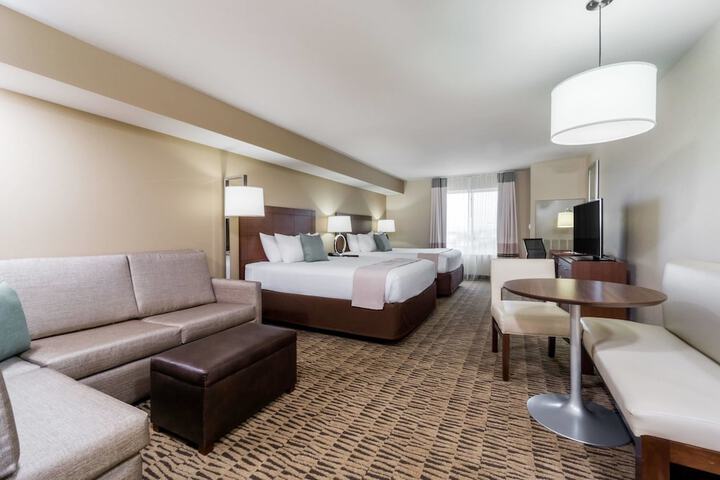 Room 20 of 32