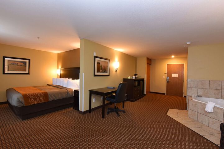 Room 44 of 76