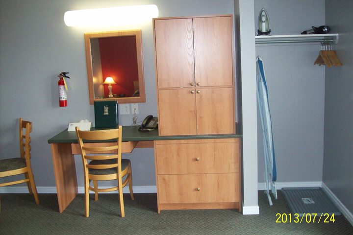 Room 14 of 40