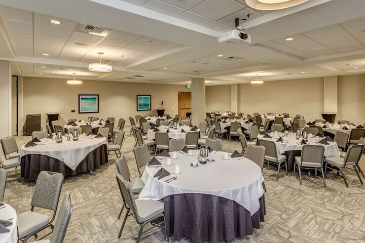 Holiday Inn & Suites Bellingham by IHG