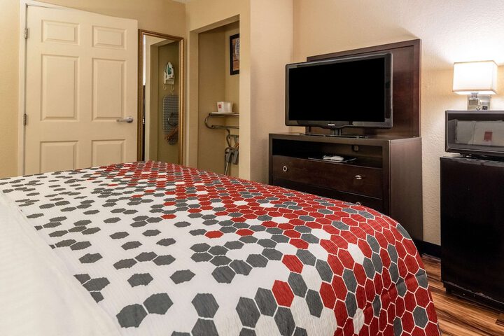 Econo Lodge Hillsboro I-35