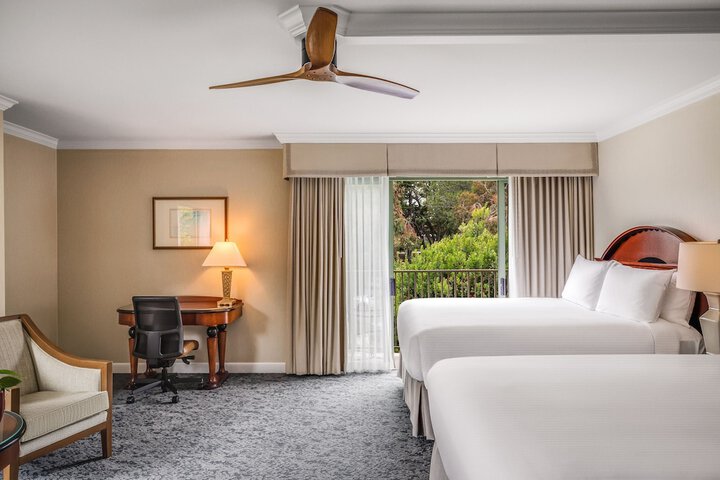 Room 44 of 80