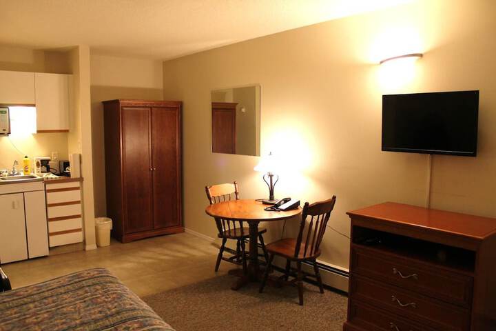 Room 8 of 41