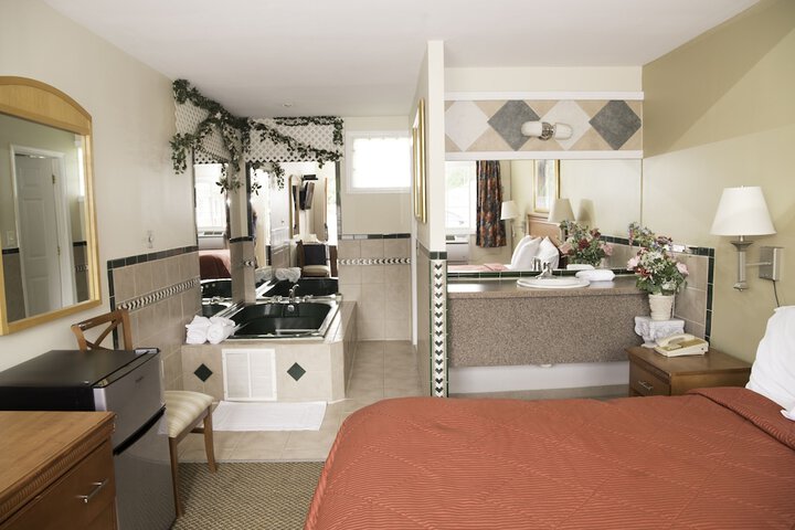 Room 5 of 37