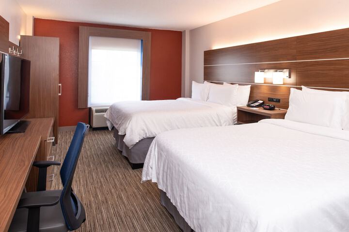 Room 42 of 61