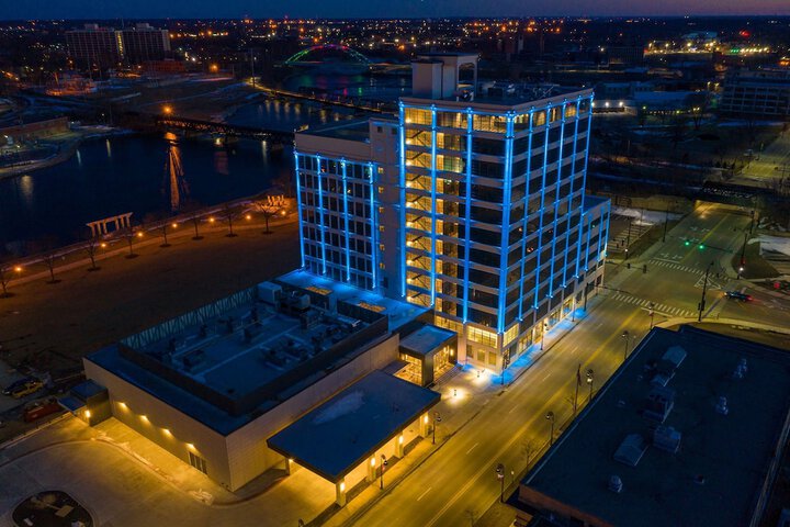 Hotel 3 of 65