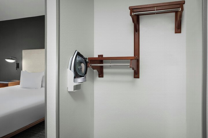 Courtyard by Marriott Bloomington