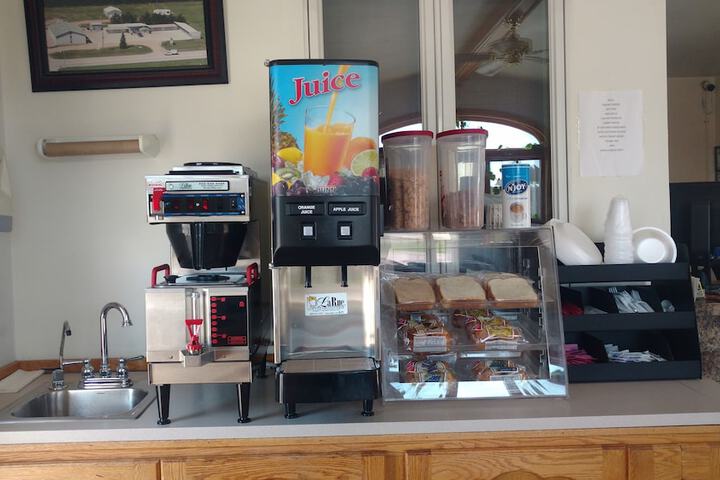 Breakfast/Coffee Service 10 of 12
