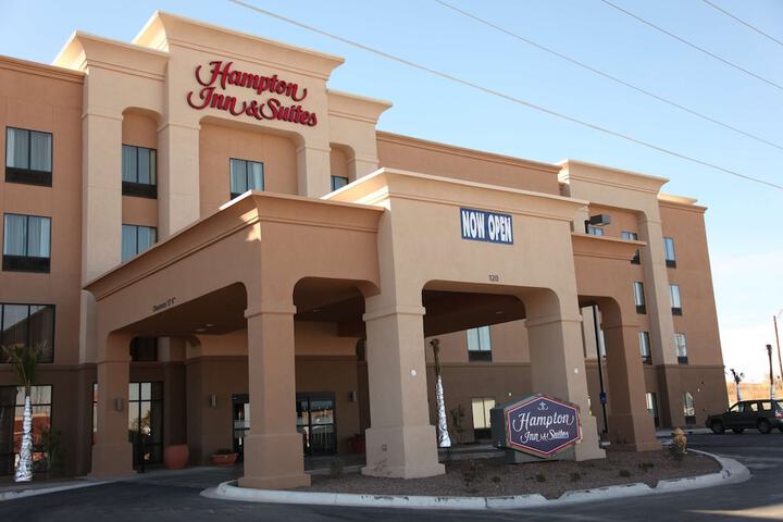Hotel 4 of 33