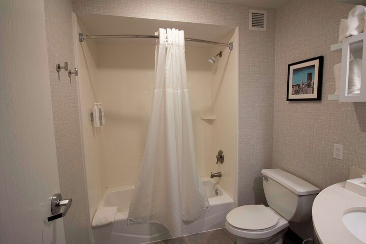 Hampton Inn Kent / Akron Area