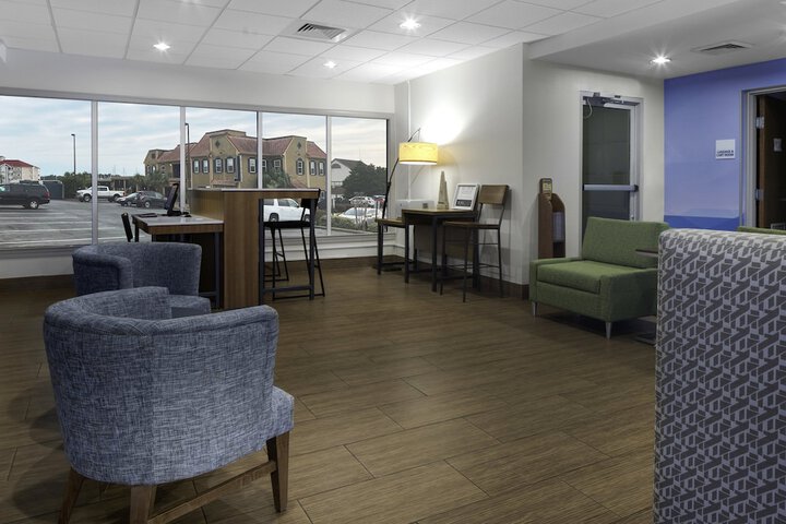 Holiday Inn Express N.Myrtle Beach- Little River by IHG
