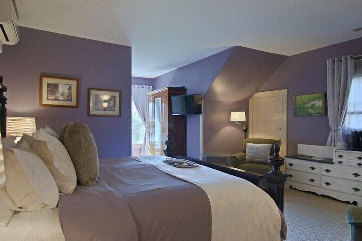 Room 15 of 23