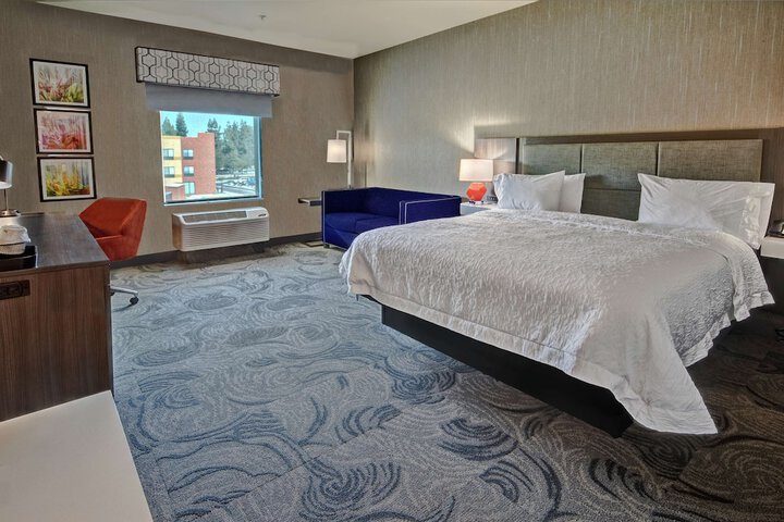 Hampton Inn Fresno Airport
