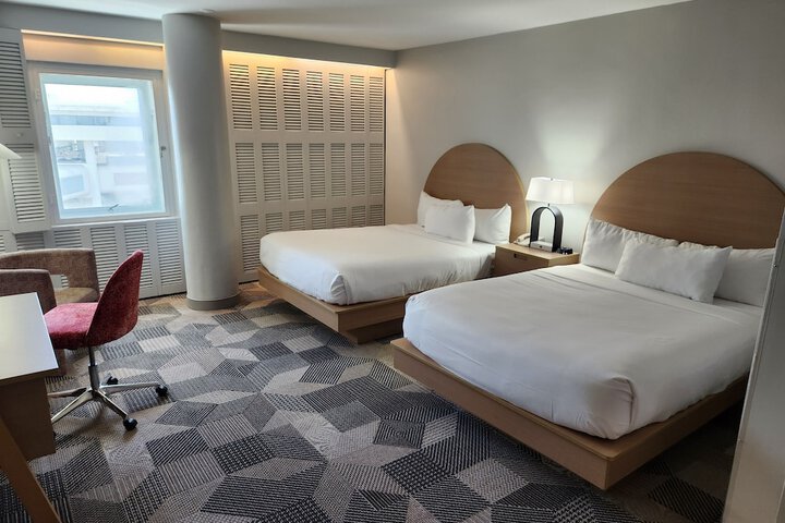 Room 16 of 22