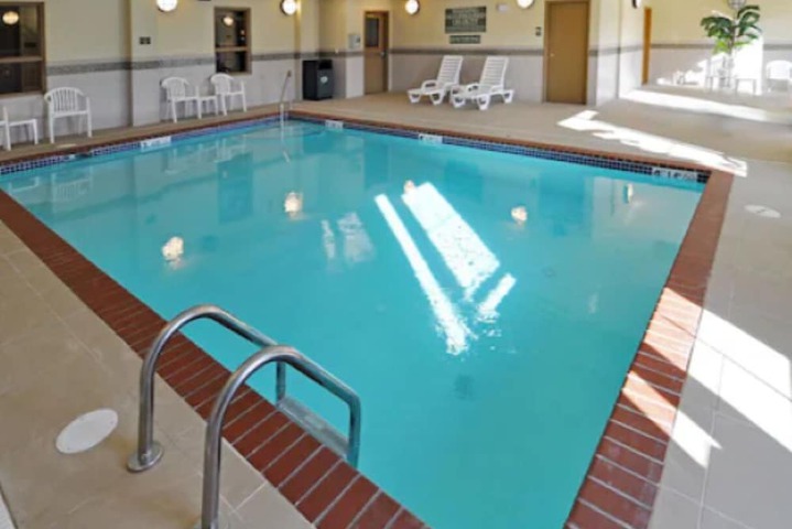 Country Inn & Suites by Radisson Conway, AR