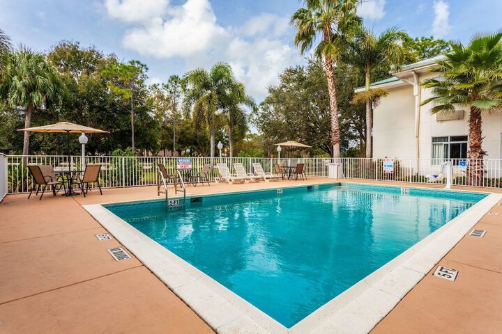 Pool 2 of 15