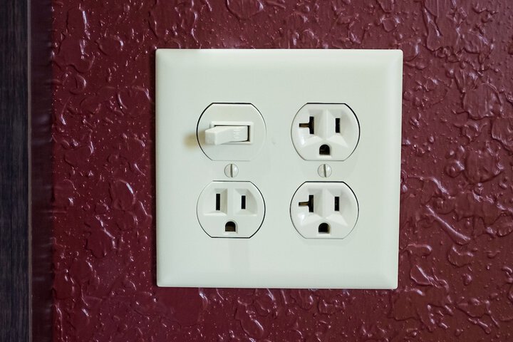 Room 26 of 40
