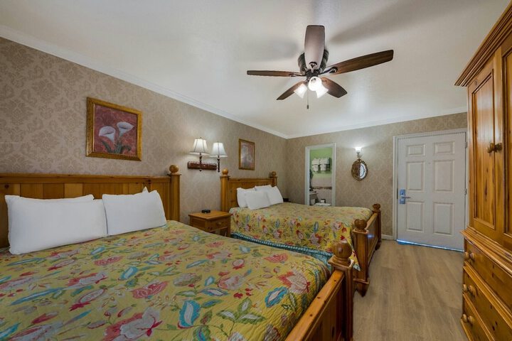 Room 22 of 34