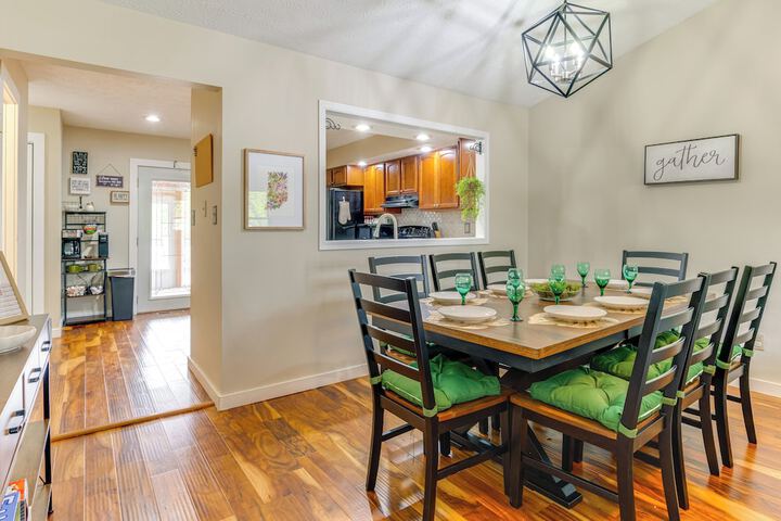 14 Mi to Dtwn Indy: Family Gem w / Yard