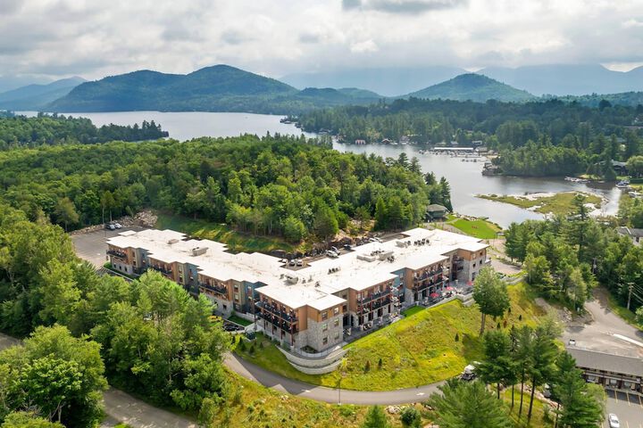 Cambria Hotel Lake Placid - Lakeside Resort