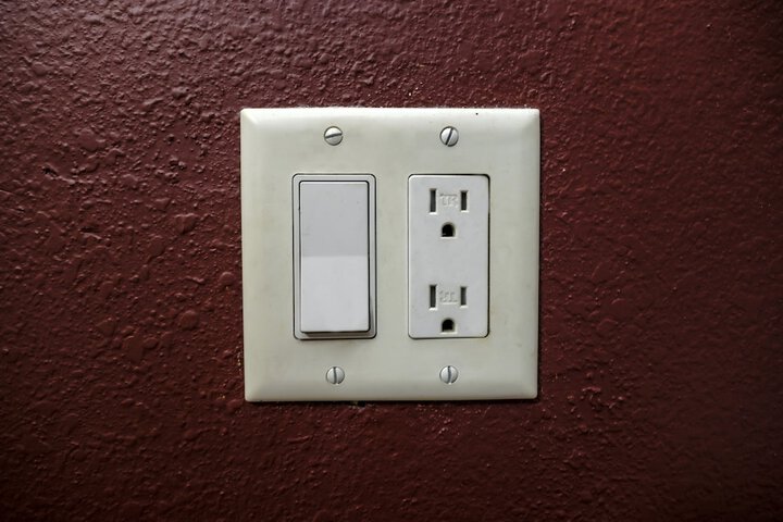 Room 12 of 33