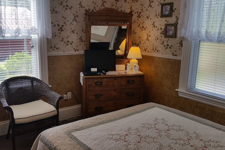 Bayside Inn