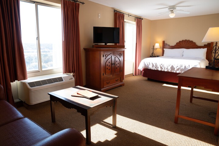 Room 11 of 21