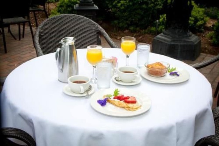 Breakfast/Coffee Service 68 of 74