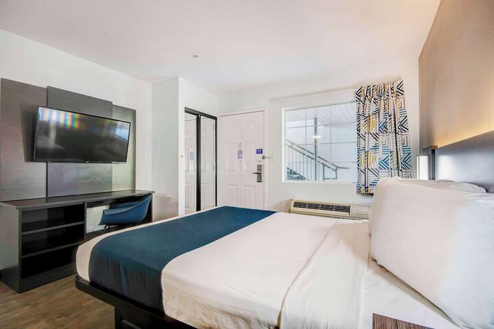 Studio 6 Extended Stay - Ocean Springs MS