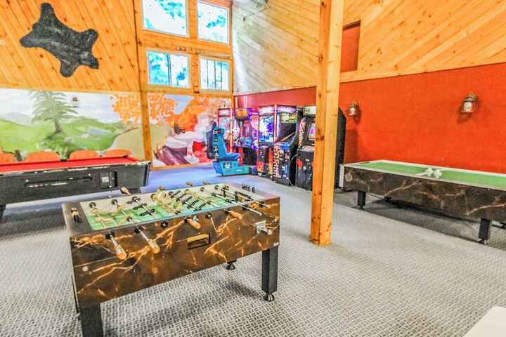 Smoketree Lodge