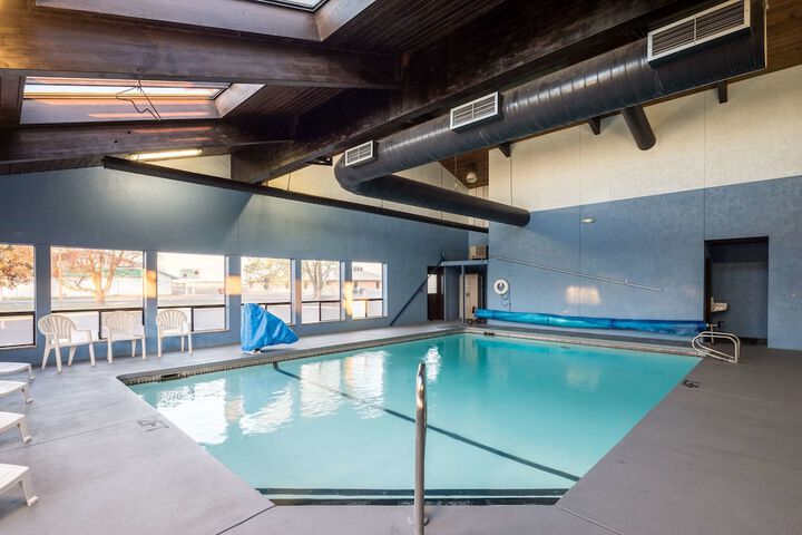Pool 5 of 32