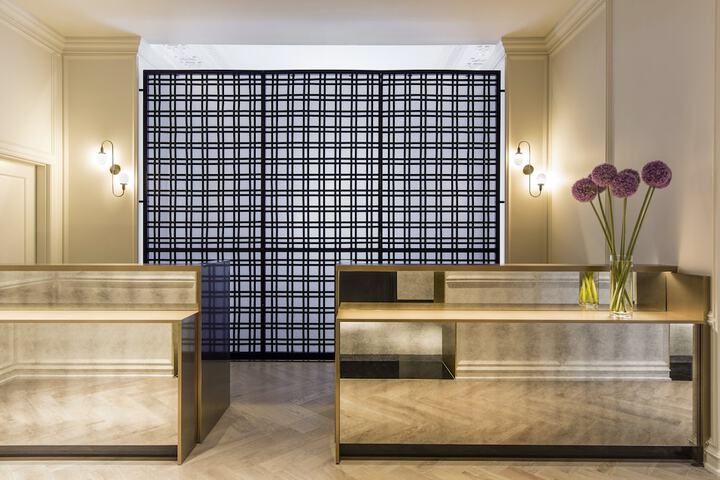 Hotel 4 of 130