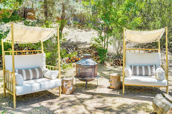 Casa Paloma Studio: Artsy & Airy w / Hot Tub Access