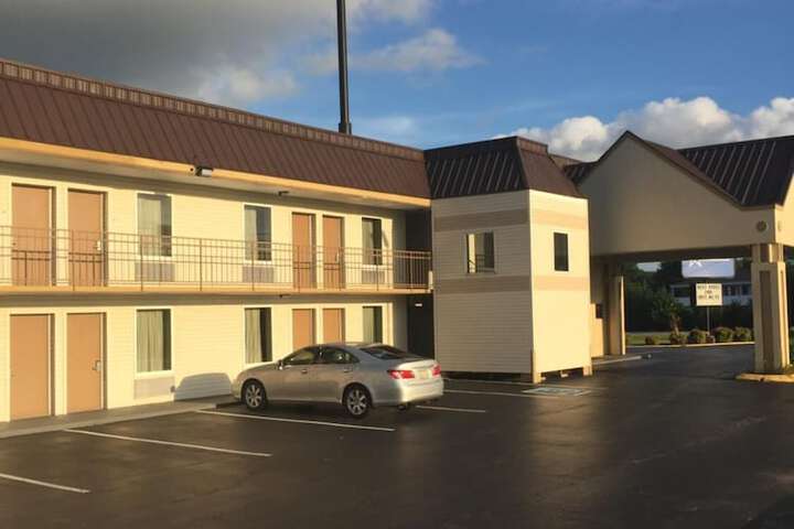 Hotel 4 of 29