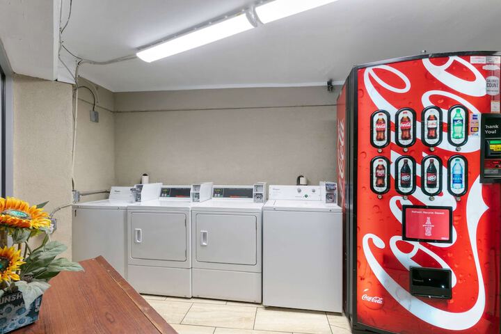 Laundry 108 of 110