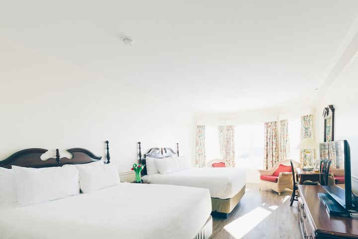 Room 8 of 20