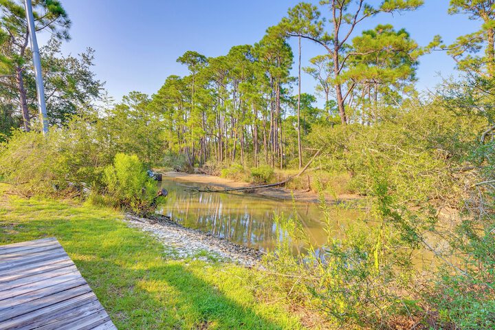 Creekfront Dauphin Island Cottage: Walk to Gulf!