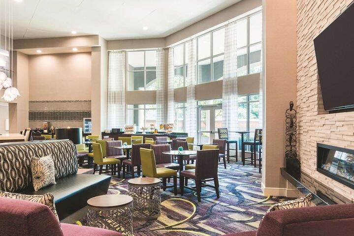 Hotel Interior 15 of 39