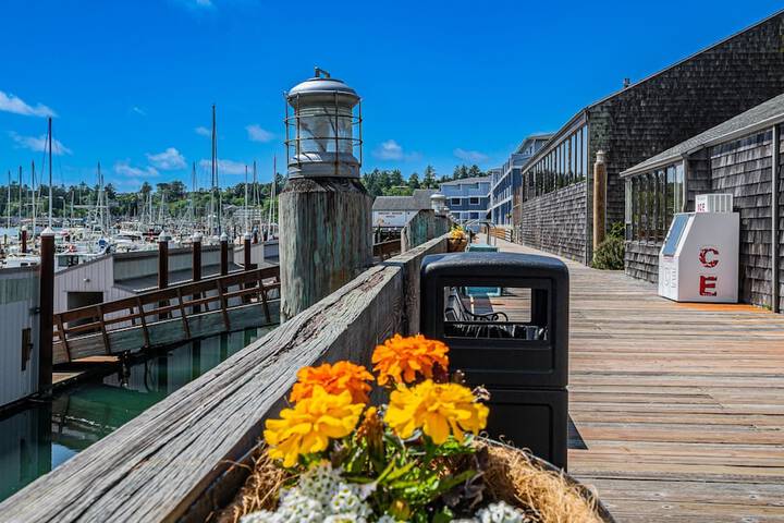 Embarcadero Resort Hotel & Marina