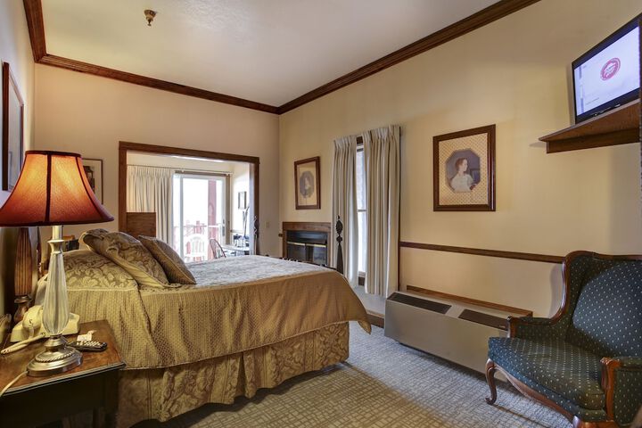 Room 16 of 52
