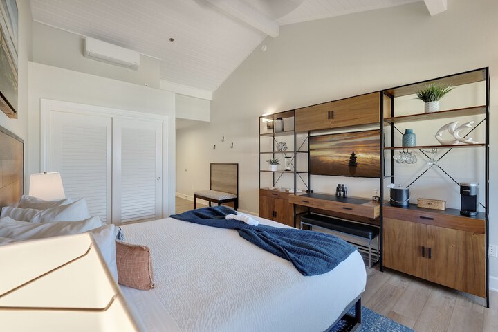 Room 62 of 93