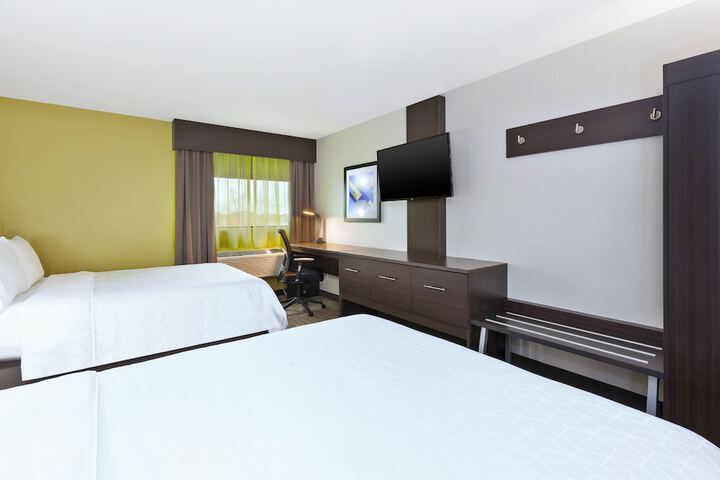 Room 16 of 33