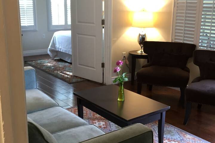 Beach Bungalow Inn and Suites