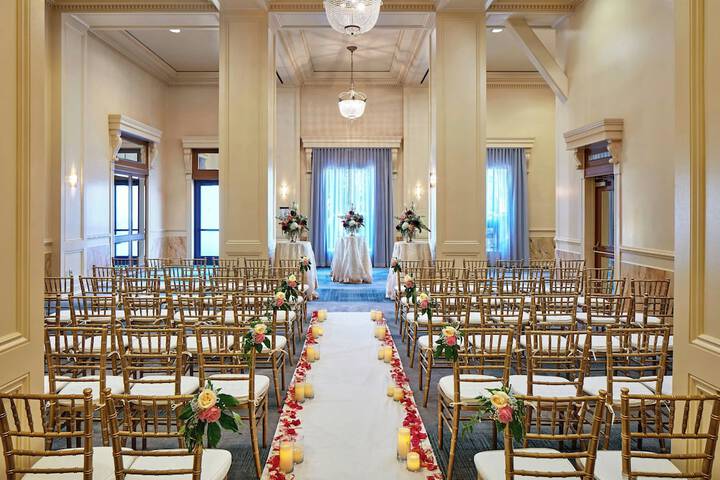 Ballroom/Hall 59 of 64