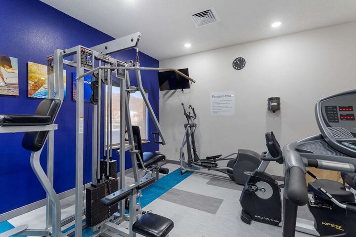 Comfort Inn & Suites Cave City