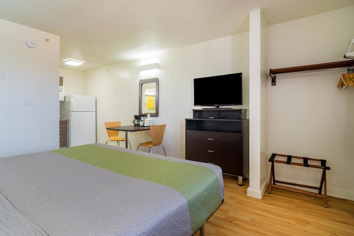 Room 45 of 64