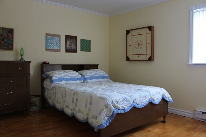 Room 16 of 33