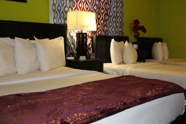 Room 3 of 17