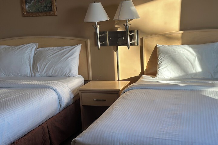 Room 13 of 17